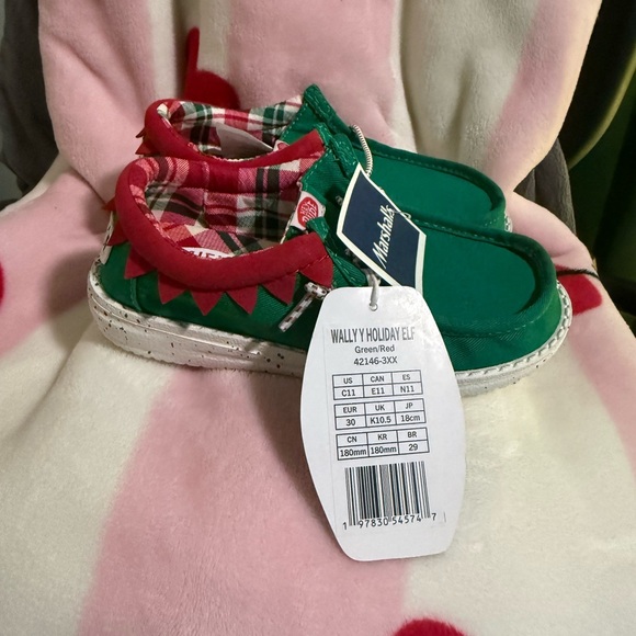 HEYDUDE Kids Wally Holiday Elf Slip-On, Size 11C - Picture 4 of 6